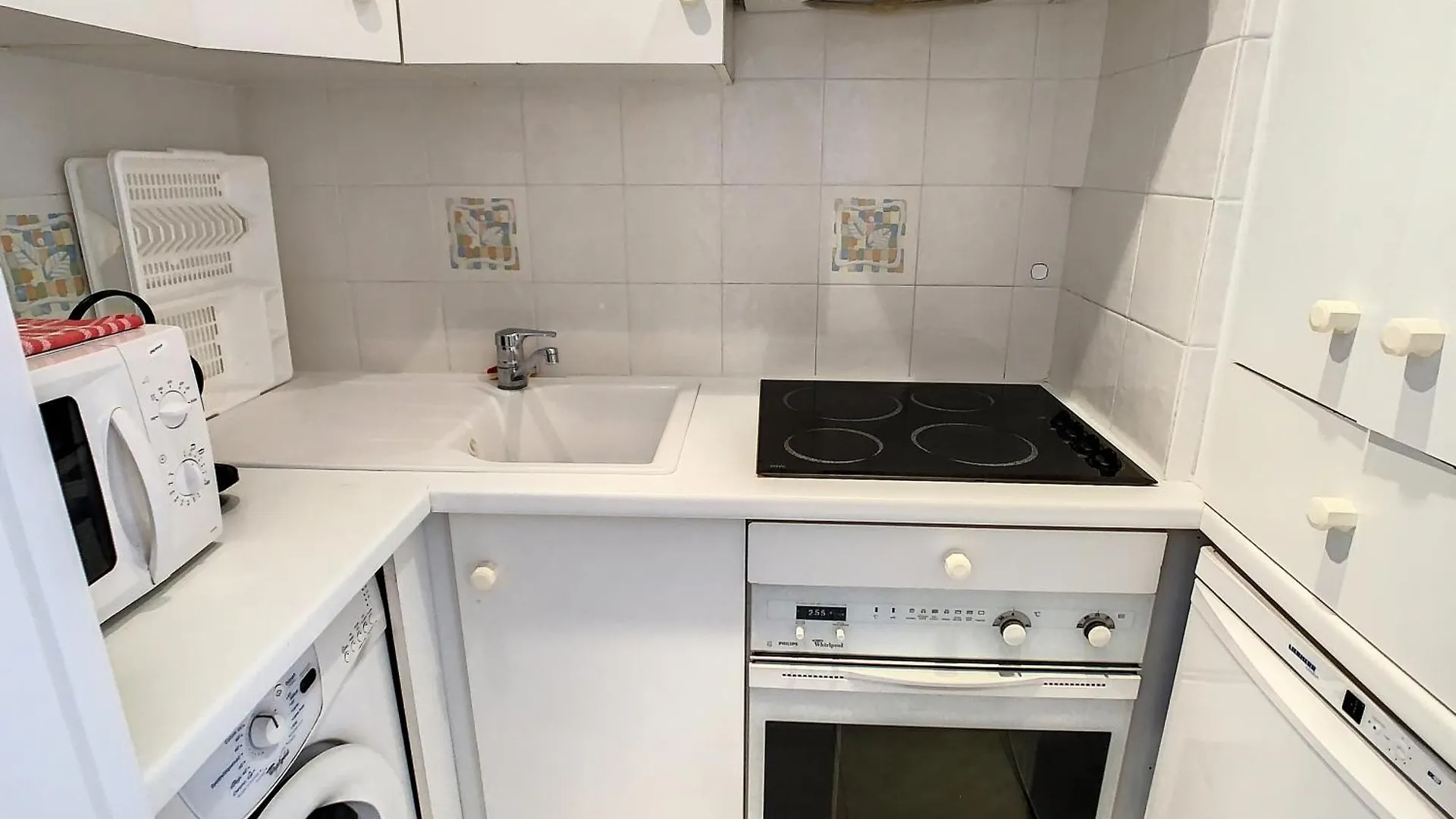 קאן Appartements Medicis דירה